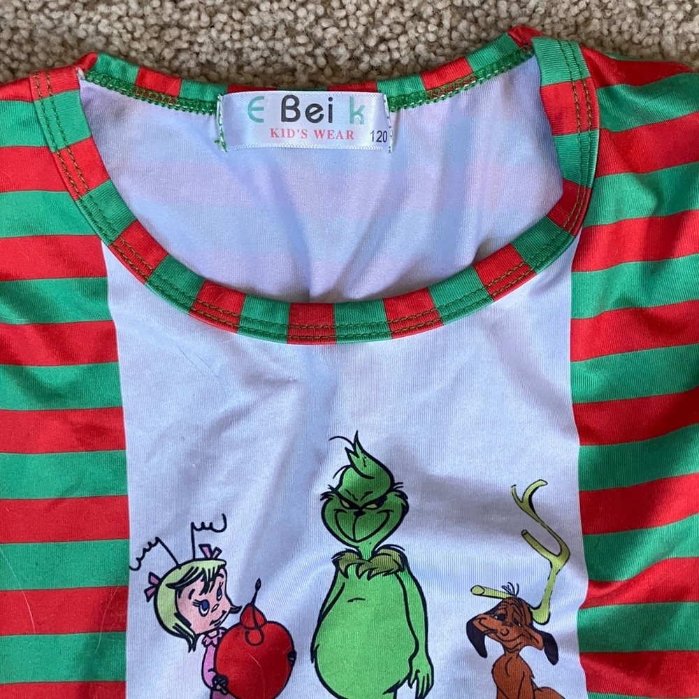 Girls Grinch bundle size 5/6 - Picture 6 of 6